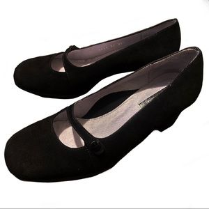 BeautiFeel- Black Suede Comfort Heel